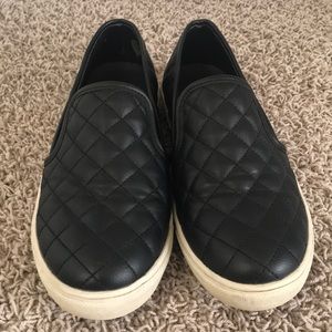 black steve madden sneakers!